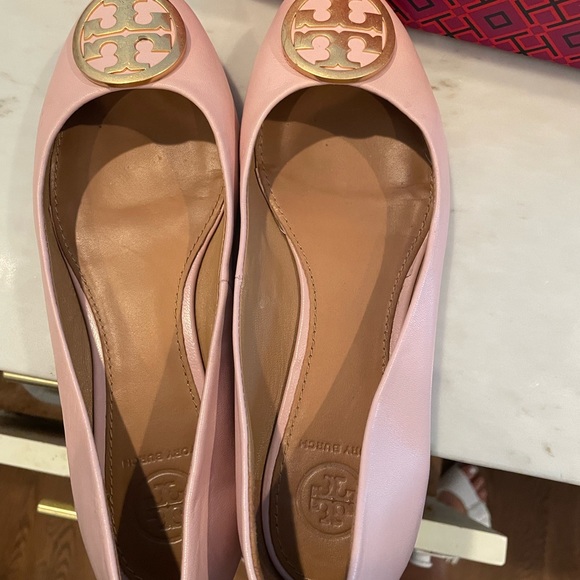 Tory Burch pink flats - Picture 4 of 8